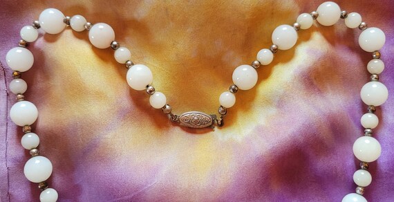 White Jadeite and Sterling Bead 18" Beautiful Nec… - image 7