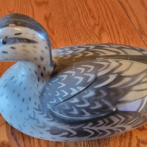 3 1967 Victor D-9 Duck Decoys: Mallard Drake & 2 Hens - Hunting Or Decorating image 4