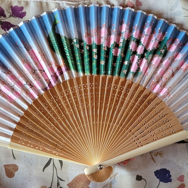 Beautiful Vintage 1960s Hand-Painted Folding Silk Hand Fan - Celluloid, Bamboo, Silk in Great Condition