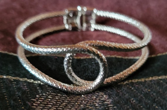Vintage Silver-Tone Hinged Bangle Bracelet - 7 In… - image 3
