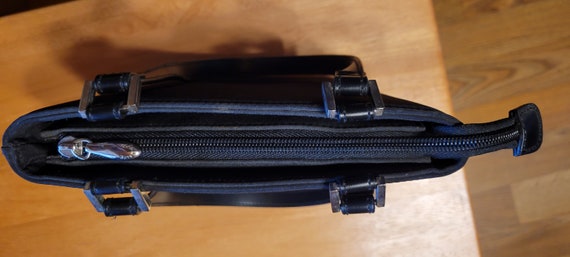 Betty Boop Double Handle Zipper Closure Handbag -… - image 10