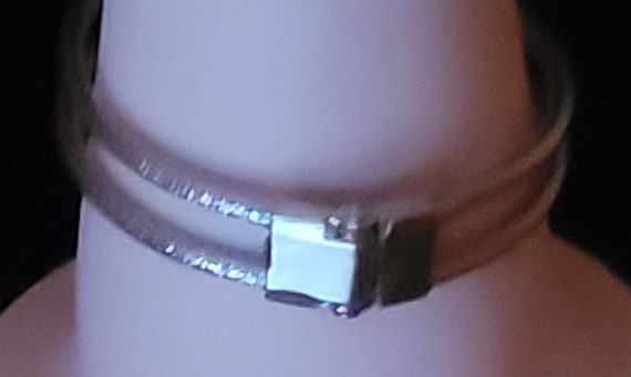 Vintage Silver-Tone Hinged Bangle Bracelet - 7 In… - image 10