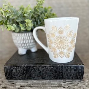 Dot mandala mug, 14oz ceramic mug, hand painted mug, dot art mug, microwave safe mug, painted coffee mug, mandala dot art mug, ceramic cup