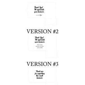 K&ouml;nnte beinhalten: Drei verschiedene Versionen einer Dankeskarte f&uuml;r ein kleines Unternehmen. Die erste Version lautet "Vielen Dank! Wir sch&auml;tzen Ihr Gesch&auml;ft." Die zweite Version lautet "Vielen Dank! Wir sch&auml;tzen Ihr Gesch&auml;ft. Sparen Sie bei Ihrer n&auml;chsten Bestellung Geld." Die dritte Version lautet "Vielen Dank f&uuml;r die Unterst&uuml;tzung dieses kleinen Unternehmens."