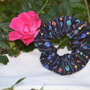 Christmas Ornament Scrunchie, Ornament, Christmas scrunchy for all girls, colorful ornament hair tie, hair tie,