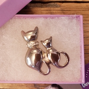Cat brooch pin, cat kitten jewelry, feline brooch jewelry, gift for her, vintage brooch pin, cat costume jewelry, graduation gift, cat pin