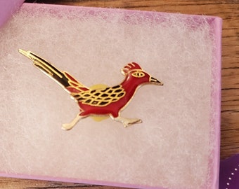 Roadrunner pin brooch, red bird brooch, roadrunner animal pin, nature pin jewelry, gift for her, unique animal brooch, desert bird jewelry