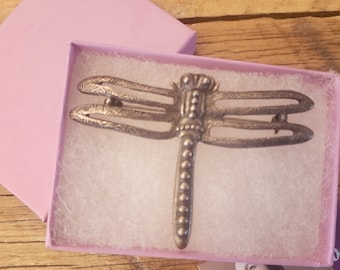 Dragonfly brooch pin, insect pin brooch, gift for her, nature bug jewelry, dragonfly jewelry pin, nature costume brooch, animal jewelry pin