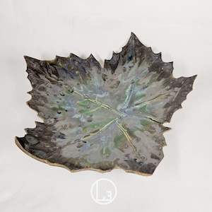 Handmade Ceramic American Sycamore Tree Leaf Bowl &quot;Magic Forest&quot;/Fruit Bowl /One-Of-A-Kind Ceramics/ Gift for Gardener/Gift for Mom