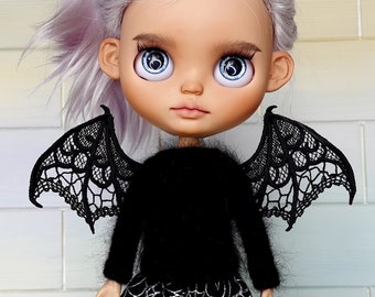 Blythe Halloween Sweater: Black Angora Yarn, Embroidered Lace Wings