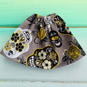 Jupe pour poupée Blythe d&#39;Halloween : coton gris avec têtes de mort