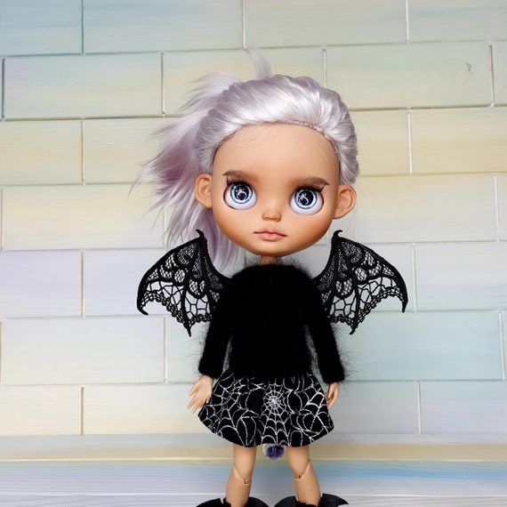 Blythe Halloween Sweater: Black Angora Yarn, Embroidered Lace Wings