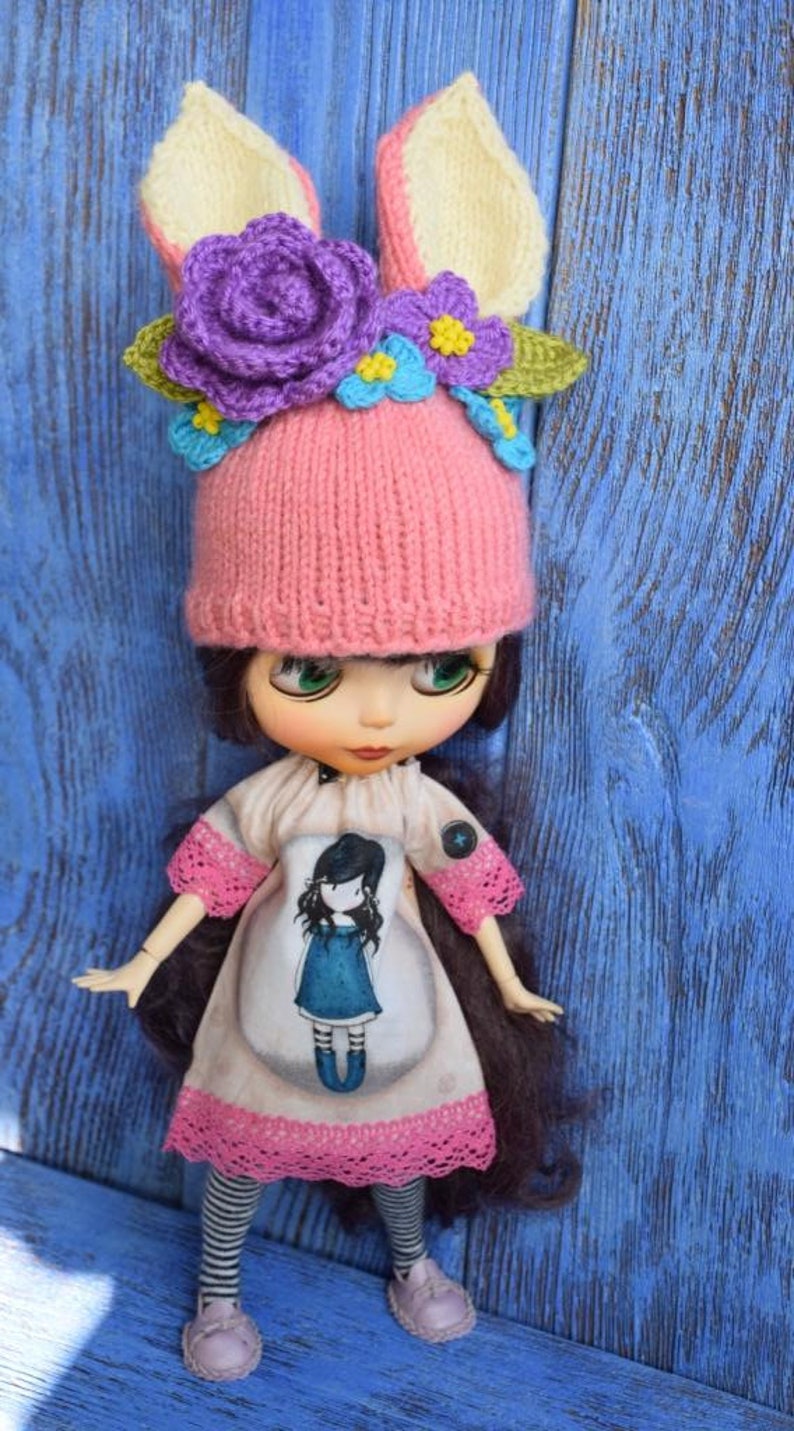 Blythe Bunny Hat: Hand-Knitted Doll Clothes image 9