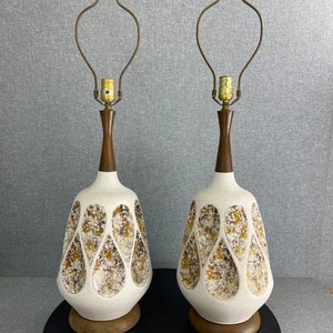 Pair of Midcentury Modern Lava Glaze Table Lamps image 4