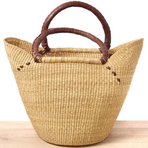 Panier en paille naturelle - Sac de plage avec poignées en cuir - Panier Ghana respectueux de l'environnement - Panier Bolga avec poignées