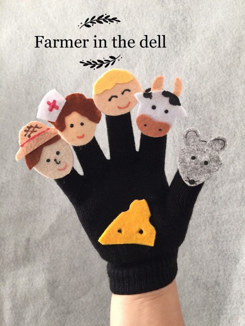 Vijf kleine pompoenen/bijen/sneeuwvlokken/gespikkelde kikkers/vissen/apen/eenden/appels/oude McDonald had een boerderij Finger Play Glove/Felt Puppet Glove afbeelding 9