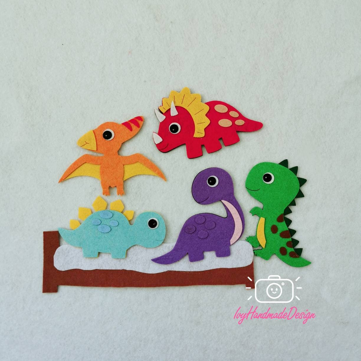 "5 Little Dinosaurs jumping on the bed" Children Story Flannel board/ felt set 