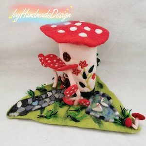 3D Needle felt Mushroom house Waldorf/Grassy Gnomes House  Scene/Small World/Open Ended Play/Woodland gift/Fairy Pretend/red toadstool KID