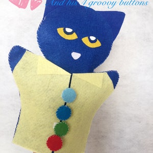 Pete the cat and His Four Groovy Buttons Felt Hand Puppet/Kids Felt Toys/handmade/Circle Time/Felt story/Felt board rhyme/Teacher Resource
