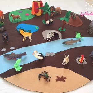 Tappetino da gioco grande in feltro 3D Safari/Tappetino da gioco arrotolabile a tema animali safari/Tappetino da gioco silenzioso/Regalo personalizzato per bambino o bambina/Tappetino da gioco pieghevole