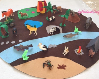 3D Felt Safari Large Play mat/A Roll-up Safari Animal Themed Play mat/Quiet Play Mat/Personalized-Boy or Girl Gift/Fold Up Play Mat