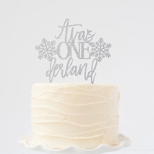 Winter ONEderland Name cake topper, snowflake Cake Topper, Snowflake Theme
