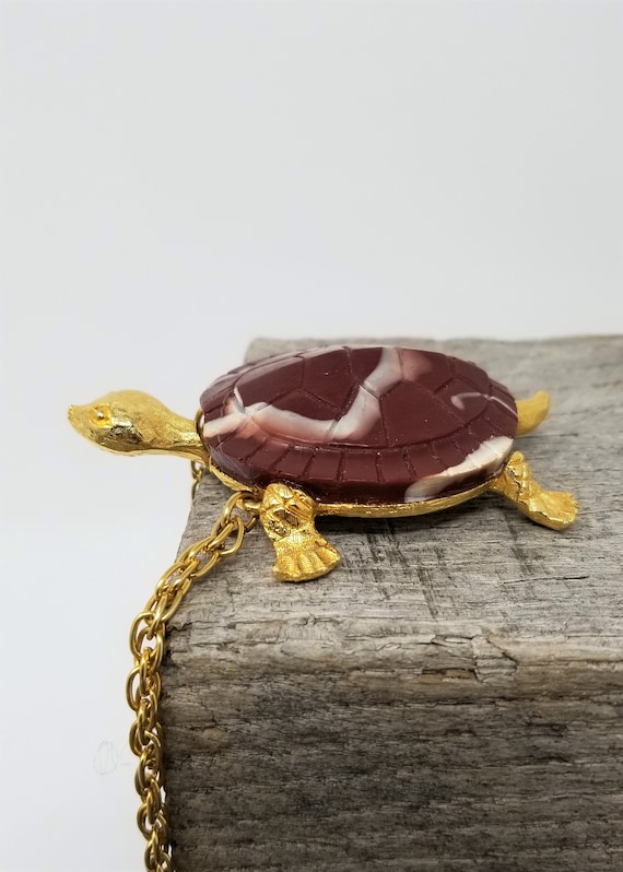 Vintage Celebrity Turtle Pendant 24" Necklace - image 1