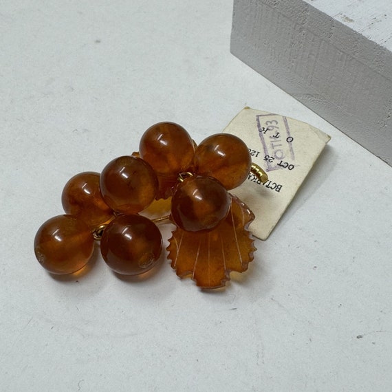 Vintager Russian Baltic Amber Grapes & Leaves Bro… - image 5