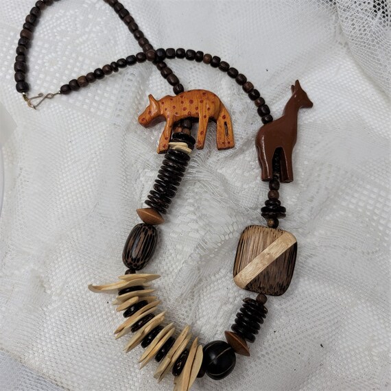 Carved Wood Animal Necklace Unique 30" Long - image 9