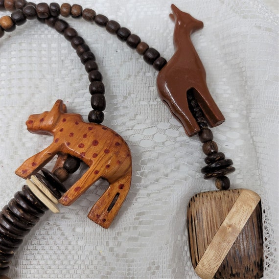 Carved Wood Animal Necklace Unique 30" Long - image 2