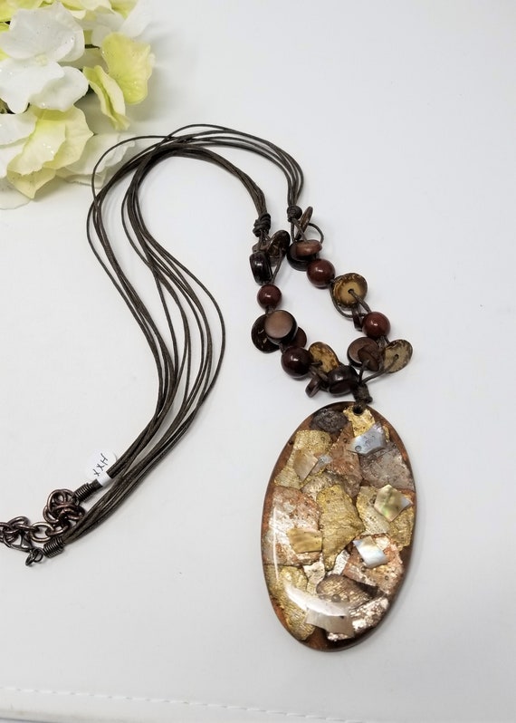 Spectacular Large Pendant-Necklace with MOP - image 1