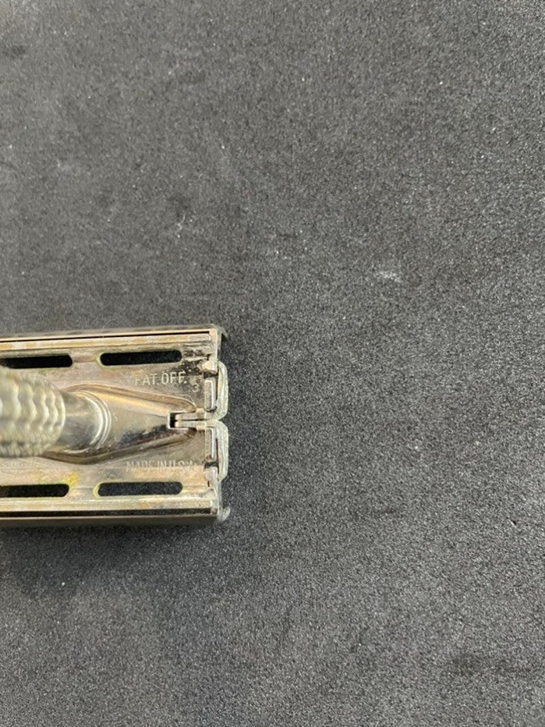 1960s Vintage Gillette, 195 Z3 Fatboy, Adjustable Safety Razor With