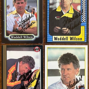 Gesigneerde Waddell Wilson crew chief Race Cards, Maxx Card en Traks Race card.