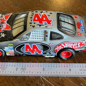 1996 Mattel Hot Wheels John Andretti #43 die cast collector car