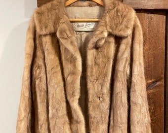 Beautiful 1920s vintage genuine fur waist length coat, mint condition!