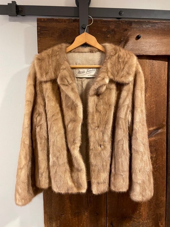 Beautiful 1920s vintage genuine fur waist length … - image 1