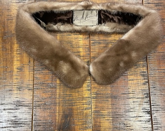 Beautiful 1920s vintage genuine fur neck collar, mint condition!