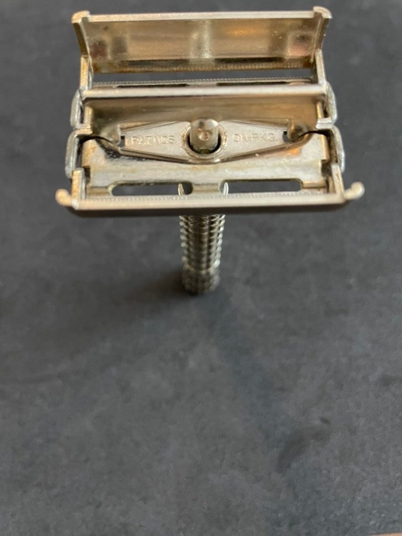 1960s Vintage Gillette, 195 Z3 Fatboy, Adjustable Safety Razor With