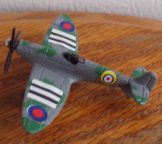 tootsie toy airplane