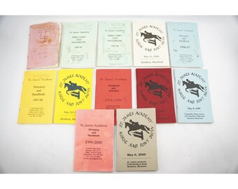 Lote de 12 directorios y manuales de la Academia St. James (1994-2000), Monkton, Maryland