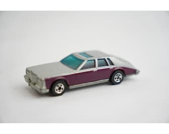Hot Wheels Cadillac Seville 1:64 Silver Purple 1980 Vintage