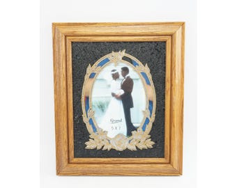 Marco de fotos de madera ovalado de 5 x 7 pulgadas, negro mate, texturizado, con acentos para exhibir fotos