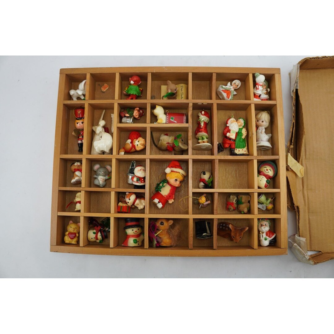 Advent Shadow Vintage Enesco Wooden Advent Shadow Box With Mini Christmas Figurines ...