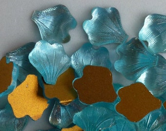 24 Aqua Blue Leaf 14mm Textured Foiled Flatback Vintage Glass Rhinestones, West  Germany,Cabochons A4-1