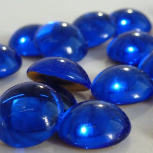 12 Vintage Glass Rhinestones, 13mm Round, Blue Sapphire, Dome Top, Foiled Flat Back, Germany H1-5B