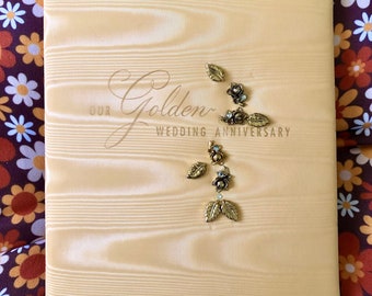 GIBSON USA OUR 50TH WEDDING ANNIVERSARY GUEST & GIFTS BOOK GOLD G9322-G Details about   C.R 