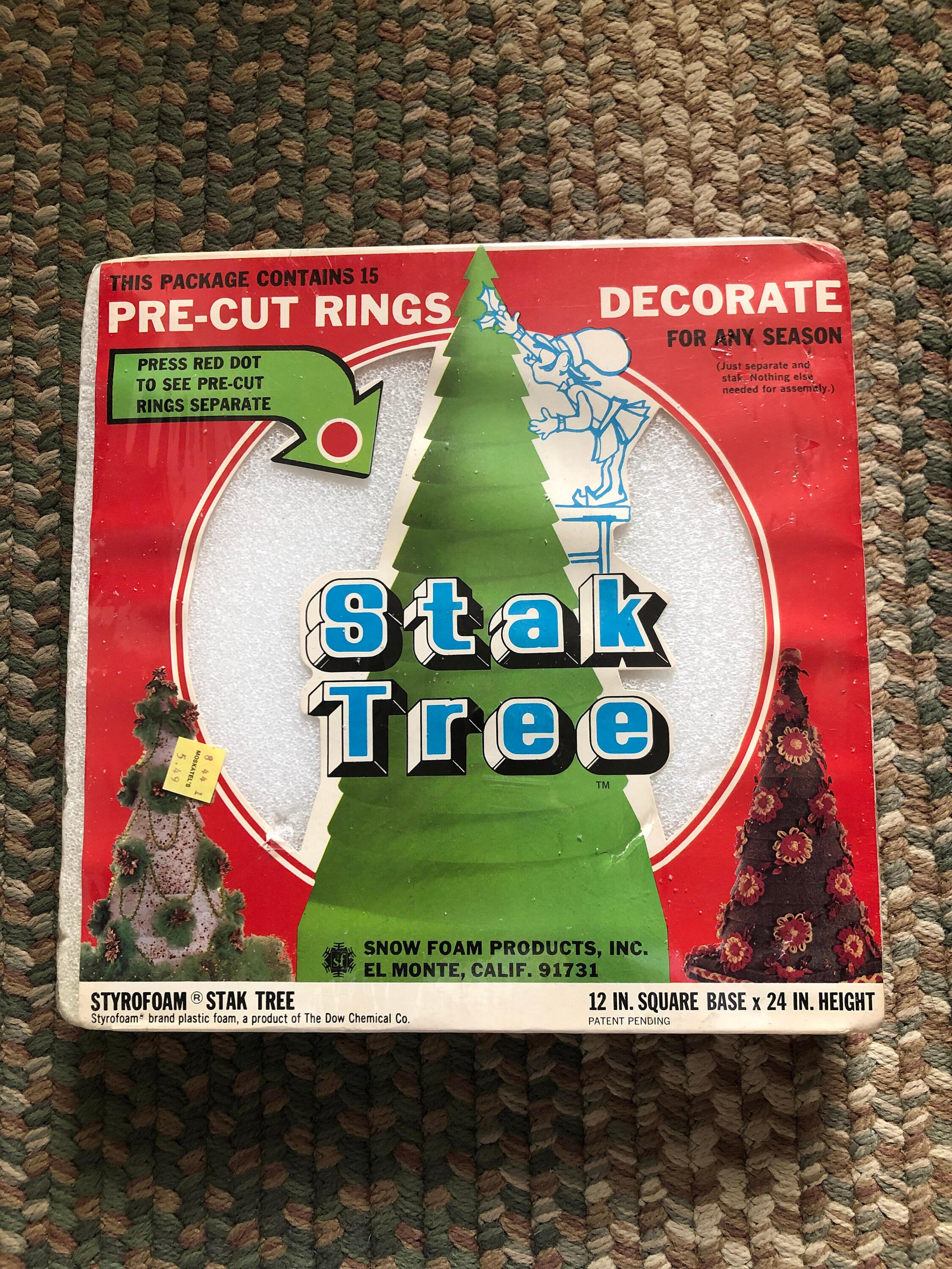 SNOW FOAM PRODUCTS INC. STAK TREE - 18 STYROFOAM CHRISTMAS TREE FOR  CRAFTING