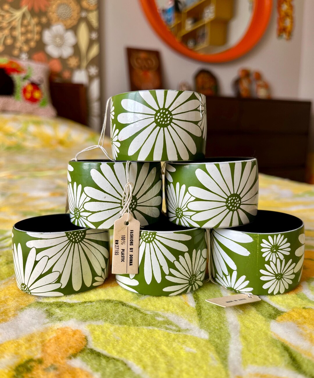Vintage 70s Retro Flower Power Daisy Green Plastic Napkin Rings Set of ...