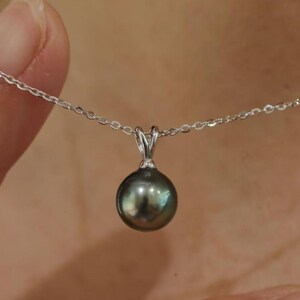 Pendentif En Argent Avec Une Perle Noire De Tahiti Naturelle - Collier élégant ROSEMIMOSA