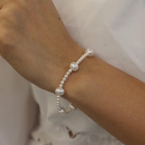 Dainty Freshwater Pearl Beaded Bracelet, Sterling Silver Bridal Jewelry, Minimalist June Birthstone Gift for Her